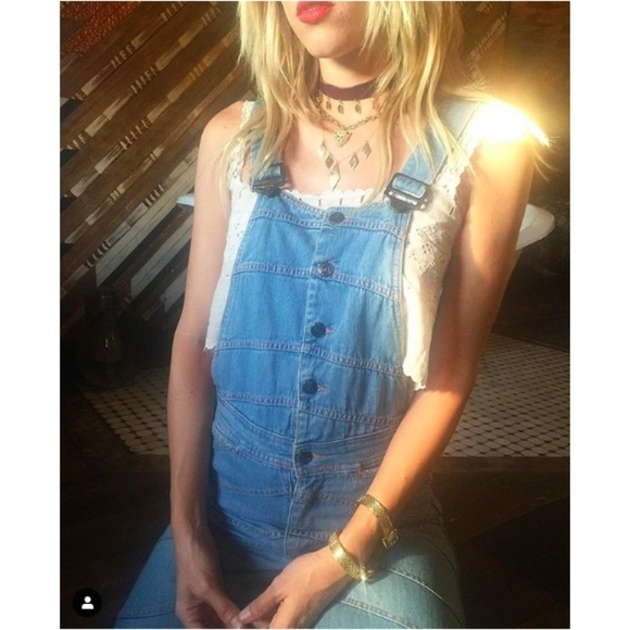 💕VANESSA MOONEY💕 Sofia Velvet Statement Necklace - Picture 5 of 8